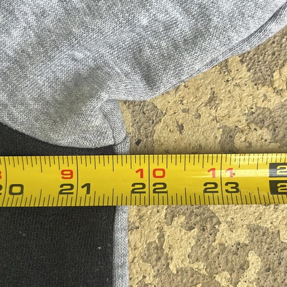 EUC Adidas turtleneck cropped sweatshirt - Picture 14 of 15